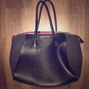Chic tote bag